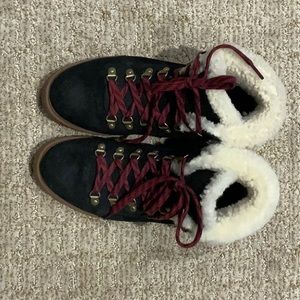 Women’s Sorel lace up boots